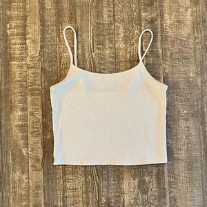 American Eagle Cropped top size medium